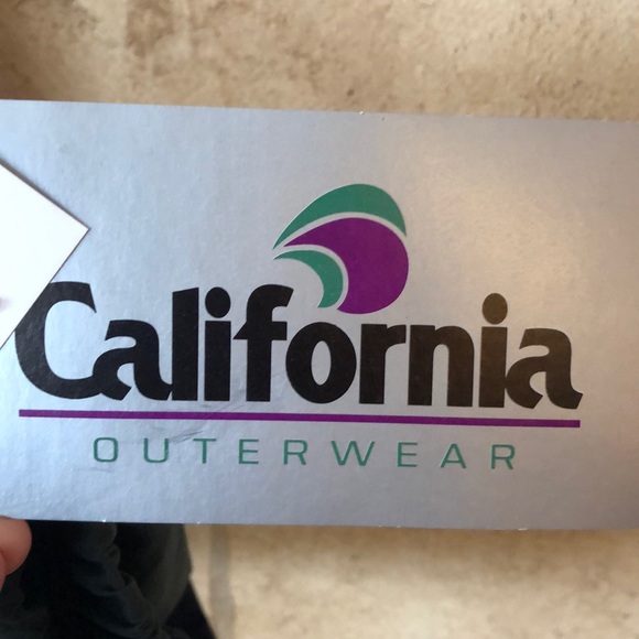 Windbreaker Jacket / Coat - Picture 3 of 13